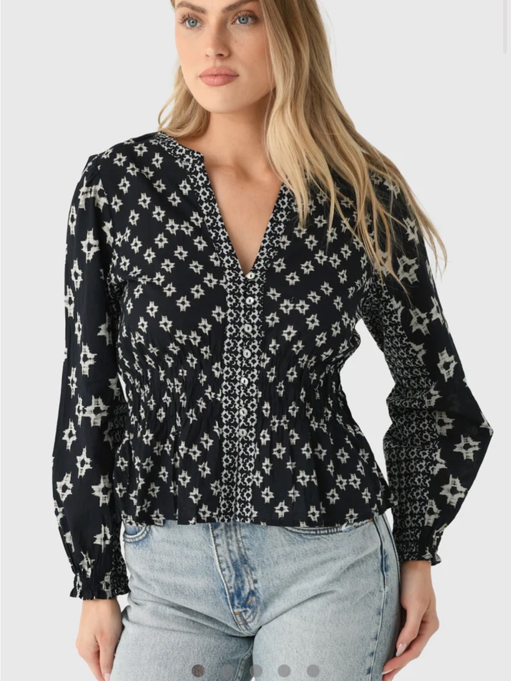 NWT Velvet by Graham and Spencer Charlotte Top